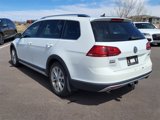 Used 2017 Volkswagen Golf Alltrack S image 3