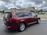 Used 2017 Chrysler Pacifica Touring-L Plus image 5