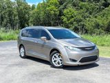 Used 2017 Chrysler Pacifica Touring-L Plus w/ Tire & Wheel Group image 2