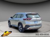 Used 2021 Nissan Rogue Platinum image 3