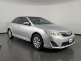 Used 2014 Toyota Camry LE image 2