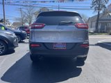 Used 2017 Jeep Cherokee Latitude w/ True North Edition image 2