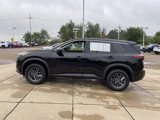Used 2023 Nissan Rogue S image 6