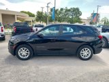Used 2022 Chevrolet Equinox LS image 2