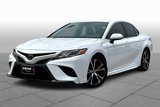 Used 2019 Toyota Camry SE image 2