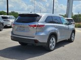Used 2015 Toyota Highlander Limited image 3