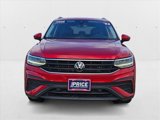 Used 2022 Volkswagen Tiguan SE image 2