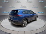 Used 2023 Nissan Rogue SV image 3