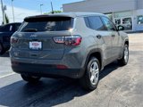 Used 2023 Jeep Compass Sport image 3
