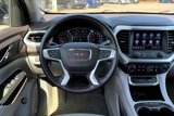 Used 2023 GMC Acadia SLT image 4