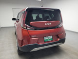 Used 2023 Kia Soul LX image 6