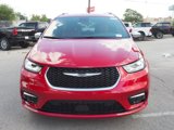 New 2026 Chrysler Pacifica Pinnacle image 3