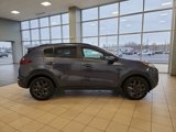 Used 2022 Kia Sportage Nightfall Edition image 5