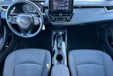 Used 2021 Toyota Corolla LE image 4