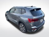 Used 2022 Volkswagen Taos SE image 3
