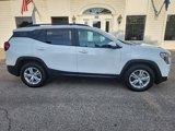 Used 2023 GMC Terrain SLE w/ Driver Convenience Package image 4