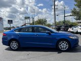 Used 2017 Ford Fusion SE w/ Fusion SE Technology Package image 2
