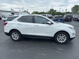 Used 2020 Chevrolet Equinox LT image 2