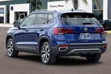 Used 2022 Volkswagen Taos SE w/ Panoramic Sunroof Package image 6