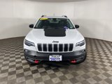 Used 2022 Jeep Cherokee Trailhawk image 2