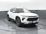 New 2025 Chevrolet TrailBlazer LT w/ Convenience Package image 2