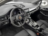 Used 2025 Porsche Macan image 4