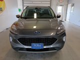 Used 2022 Ford Escape Titanium image 2