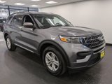 Used 2022 Ford Explorer XLT image 3