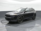 Used 2016 Jeep Cherokee Sport image 6