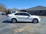 Used 2013 Volkswagen Jetta SE image 2