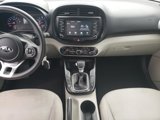 Used 2020 Kia Soul LX image 2