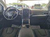 Used 2022 Ford Edge Titanium image 3