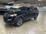 Certified 2022 Ford Explorer XLT w/ Equipment Group 202A image 3