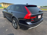 Used 2017 Volvo V90 T6 Cross Country image 5