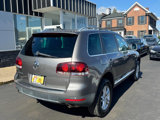 Used 2008 Volkswagen Touareg V6 image 6