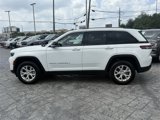 Used 2023 Jeep Grand Cherokee Limited image 4