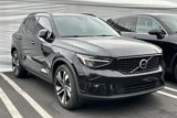 Used 2023 Volvo XC40 B4 Ultimate w/ Protection Package Premier image 2