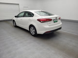 Used 2017 Kia Forte LX image 5