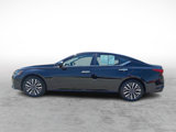 Used 2024 Nissan Altima 2.5 SV image 6