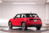 Used 2025 MINI Cooper 2-Door Hardtop image 4