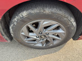 Used 2024 Hyundai Elantra SEL image 3
