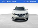Used 2016 Nissan Rogue SV image 2