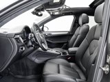 Used 2016 Porsche Macan Turbo image 6