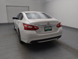 Used 2016 Nissan Altima 2.5 SV image 6