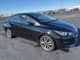 Used 2022 Nissan Versa SV image 3