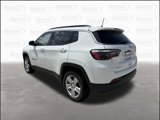 Used 2022 Jeep Compass Latitude image 3