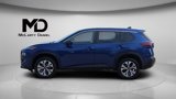 Used 2023 Nissan Rogue SV image 3