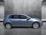 Used 2018 Volkswagen Golf SE image 4