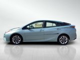 Used 2017 Toyota Prius Three Touring image 2
