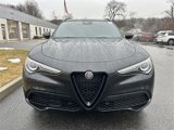 Used 2023 Alfa Romeo Stelvio Veloce image 3